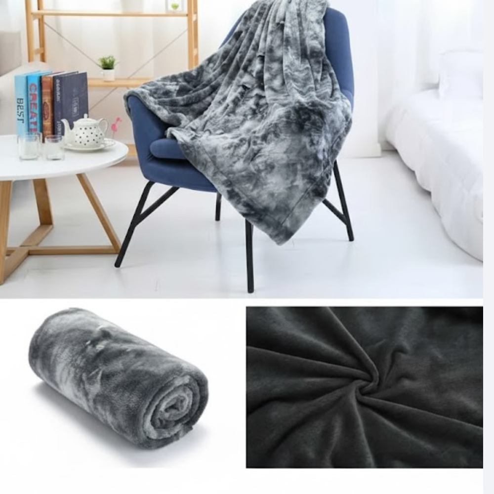 Hey Luna™ プレミアムベルベットブランケット — ふんわり包まれる贅沢な時間を。