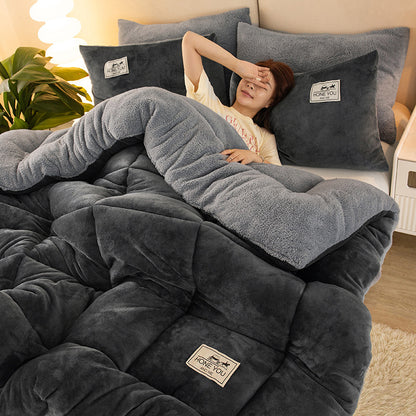 Hey Luna™  寒い夜も、もう怖くない」ふわもこ雪柄コーラルフリース毛布 – 極上のぬくもりをあなたに。